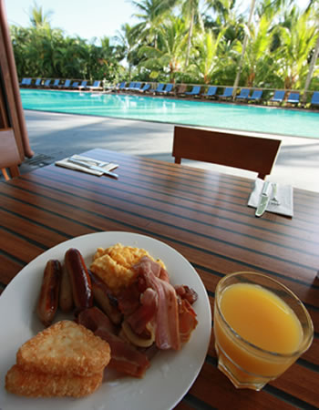 ハミルトン島　リーフビューホテル　朝食